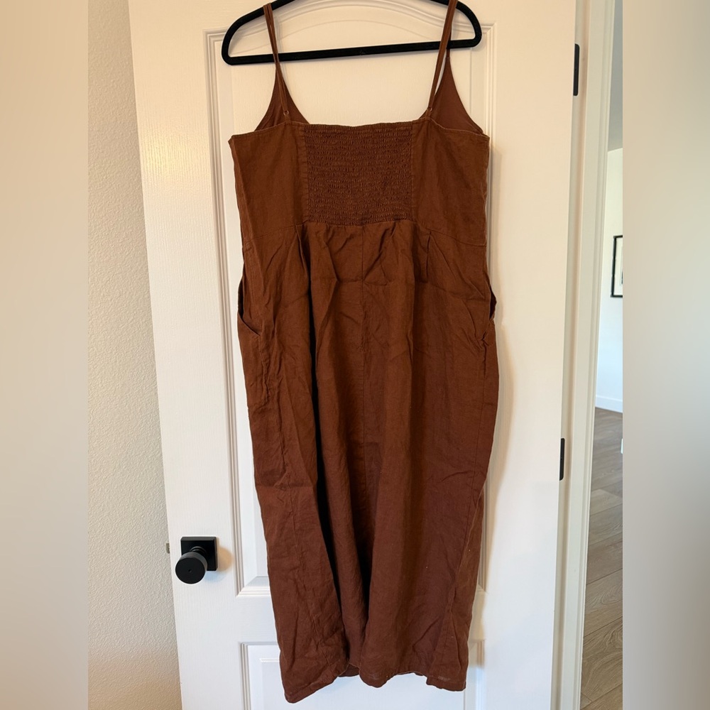 Quince Linen Scoop Neck Midi Dress - Picture 4 of 4